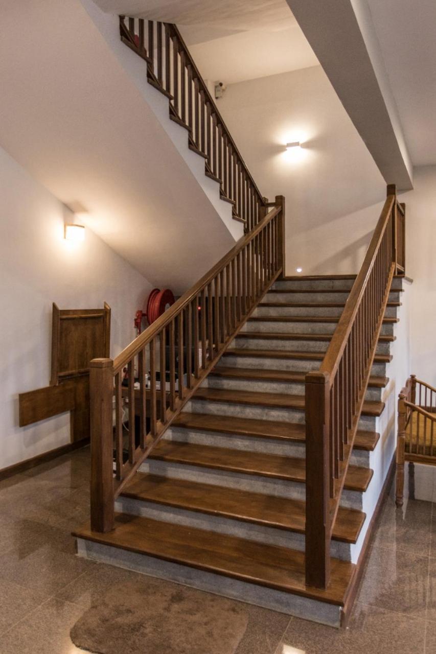Manthila Hotel Анурадхапура Екстериор снимка